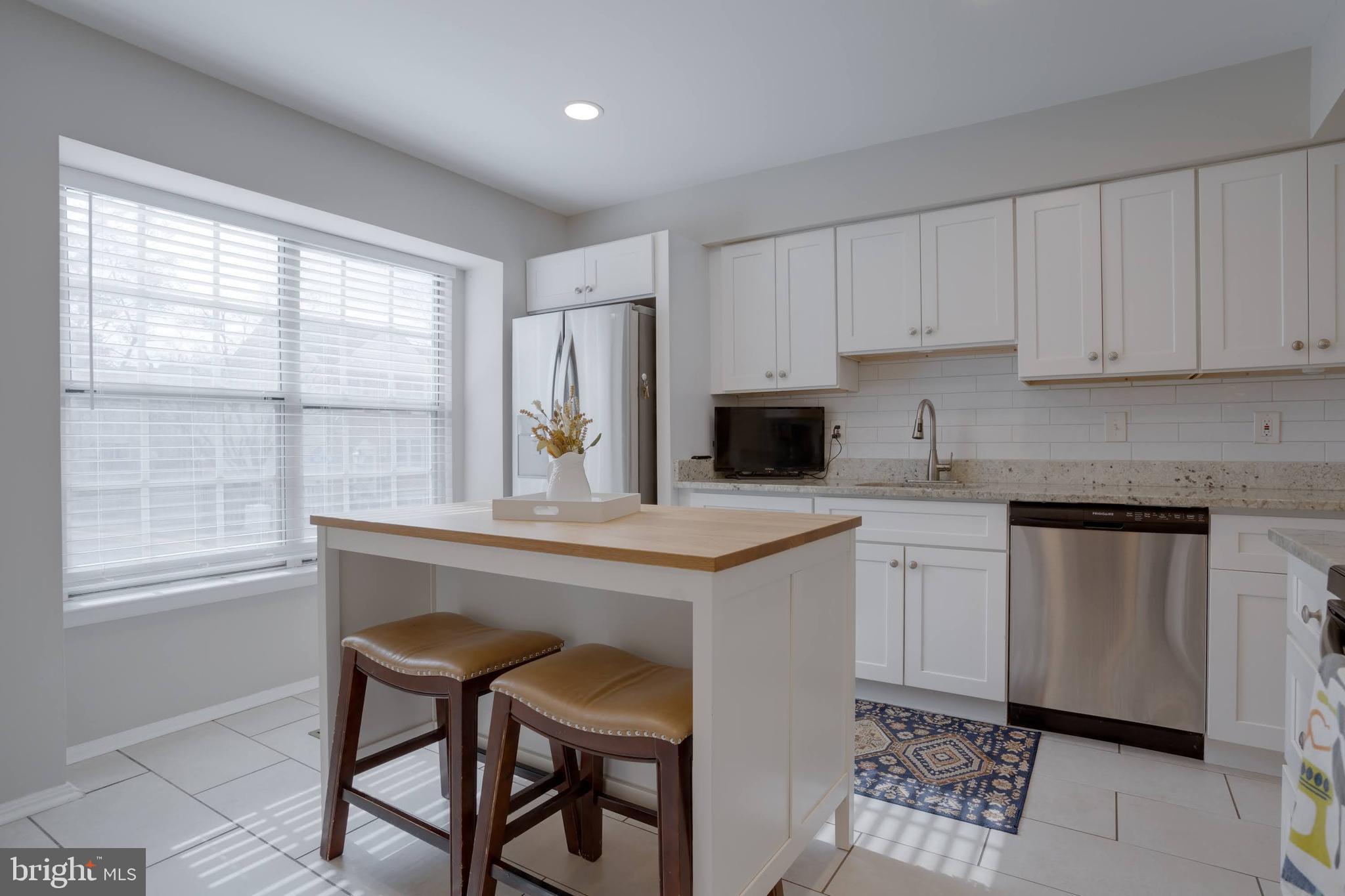 8816 Ridge Hollow Court Springfield, VA 22152 - Photo 17 of 37 Gallery Image 17