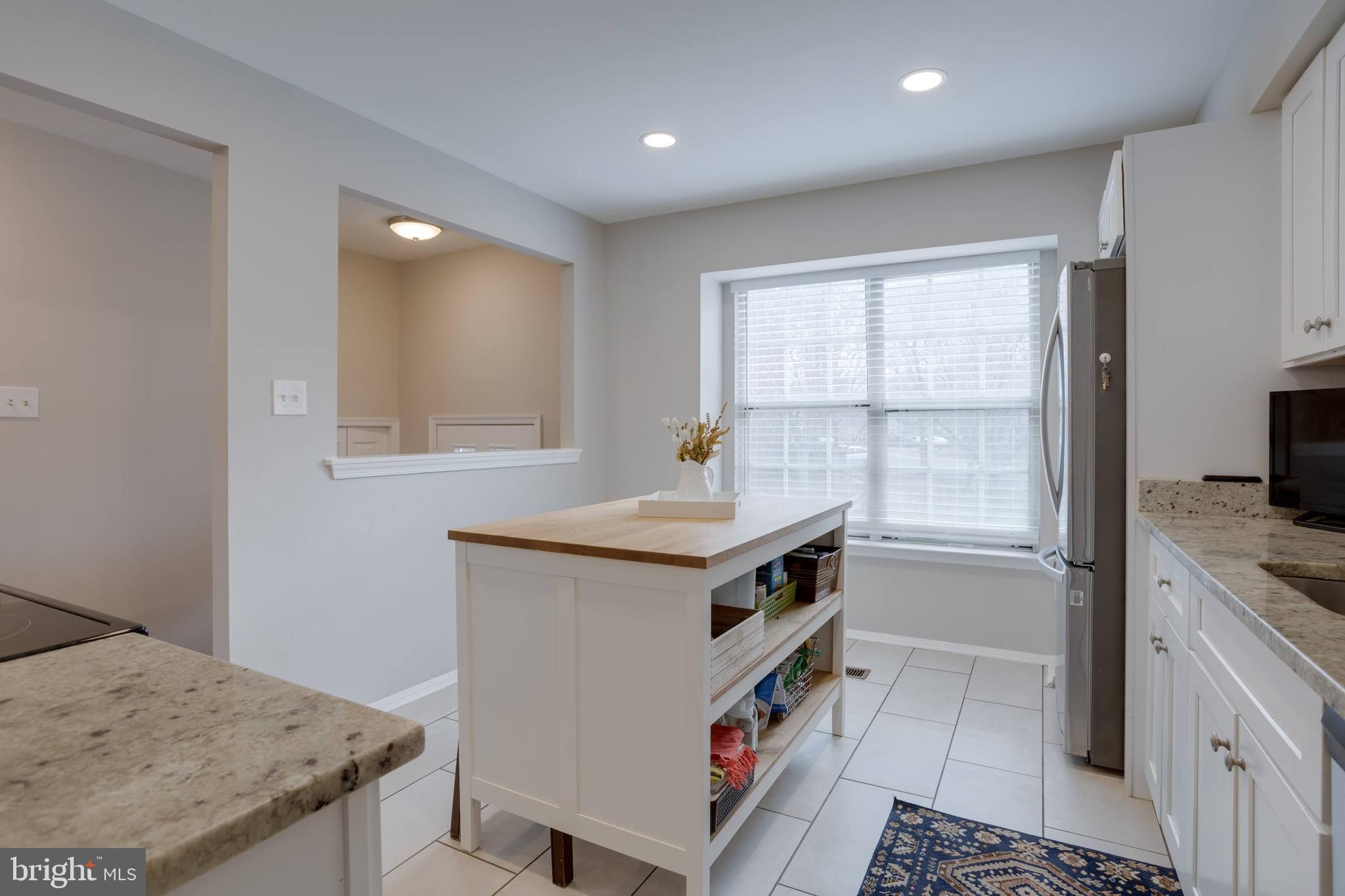 8816 Ridge Hollow Court Springfield, VA 22152 - Photo 18 of 37 Gallery Image 18