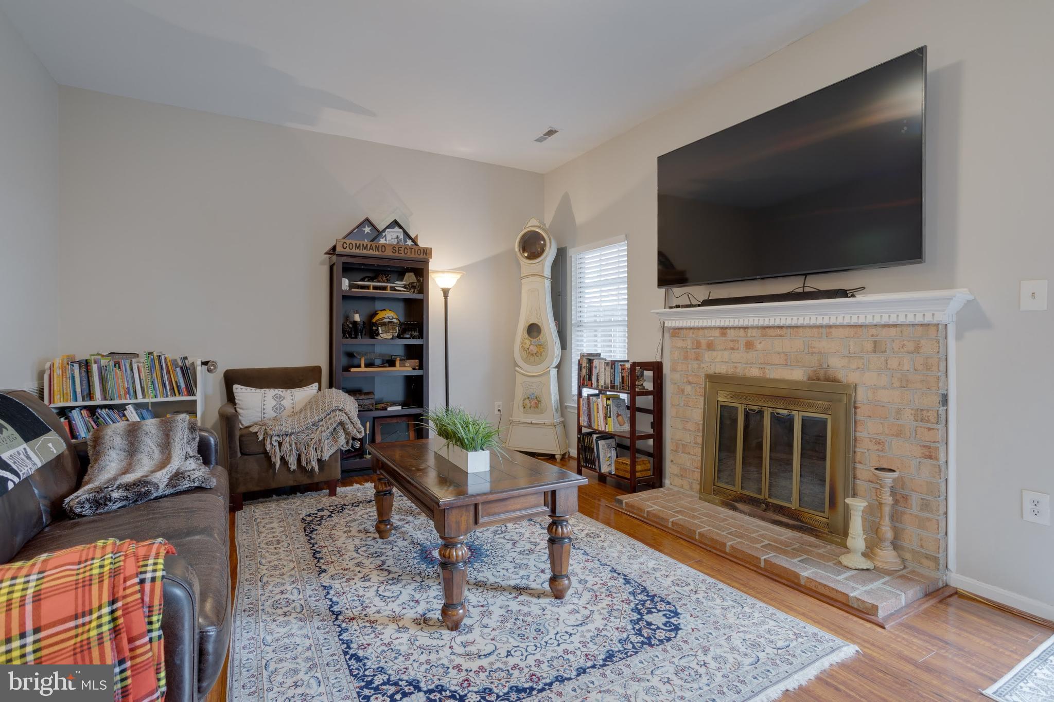8816 Ridge Hollow Court Springfield, VA 22152 - Photo 5 of 37 Gallery Image 5