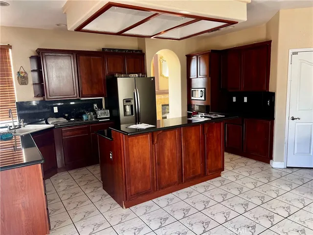 $799,000 | 10820 Hannon Road, Cherry Valley, CA 92223