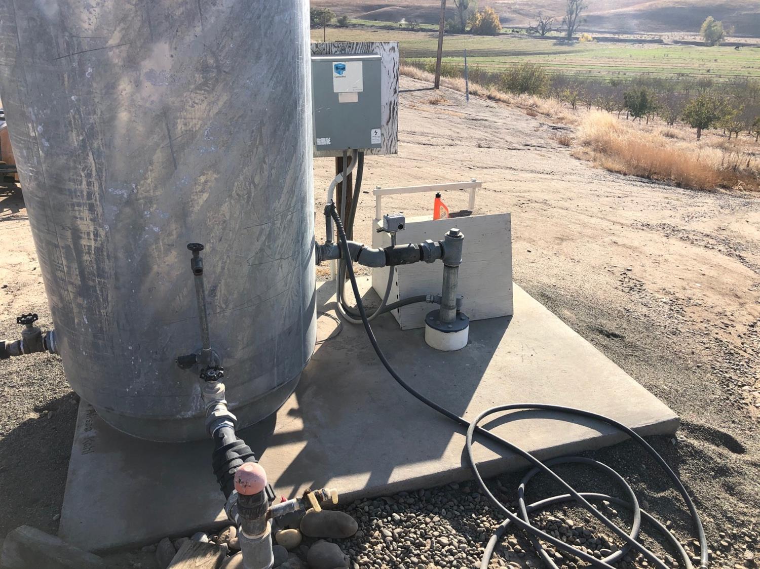 17981 Los Cerritos Road Snelling, CA 95369 - Photo 5 of 7