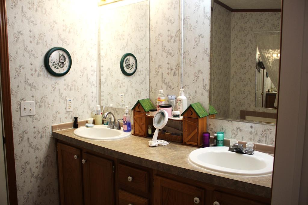 3653 Ivanhoe Road Ivanhoe, VA 24350 - Photo 34 of 48 Gallery Image 34