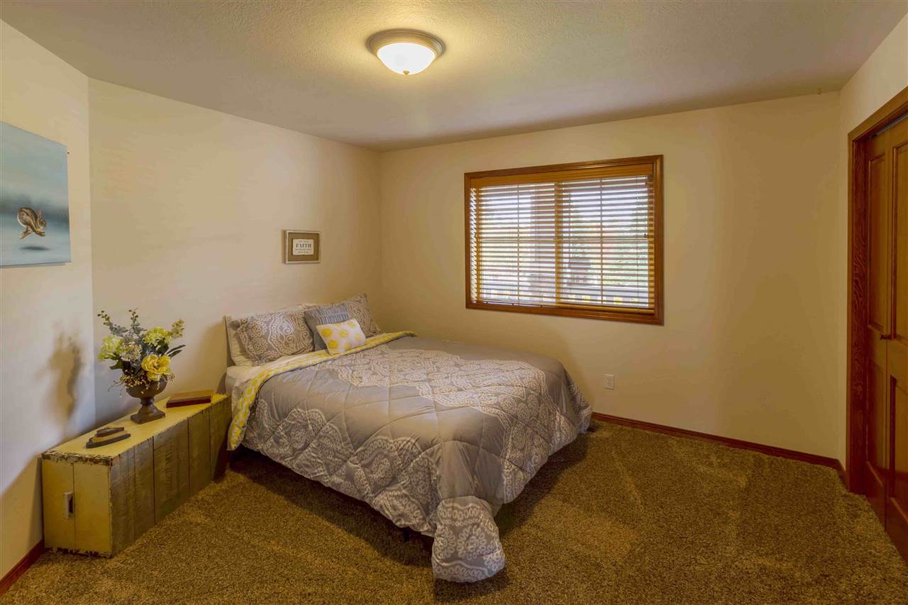 7921 West Woolard Road Deer Park, WA 99006 - Photo 11 of 20