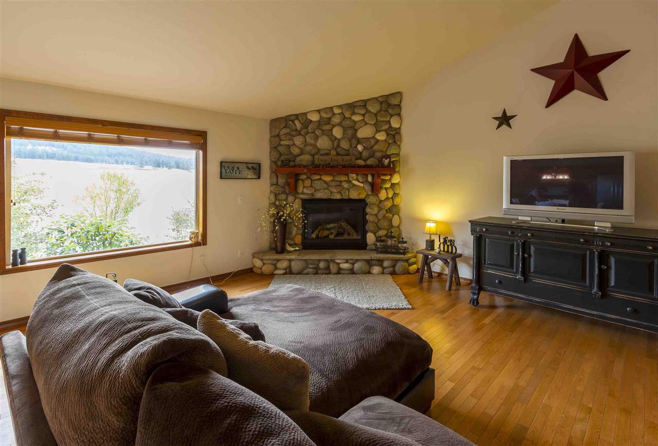 7921 West Woolard Road Deer Park, WA 99006 - Photo 5 of 20