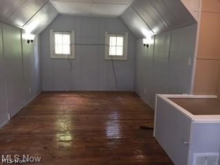 1033 Rushleigh Road Cleveland Heights, OH 44121 - Photo 5 of 12