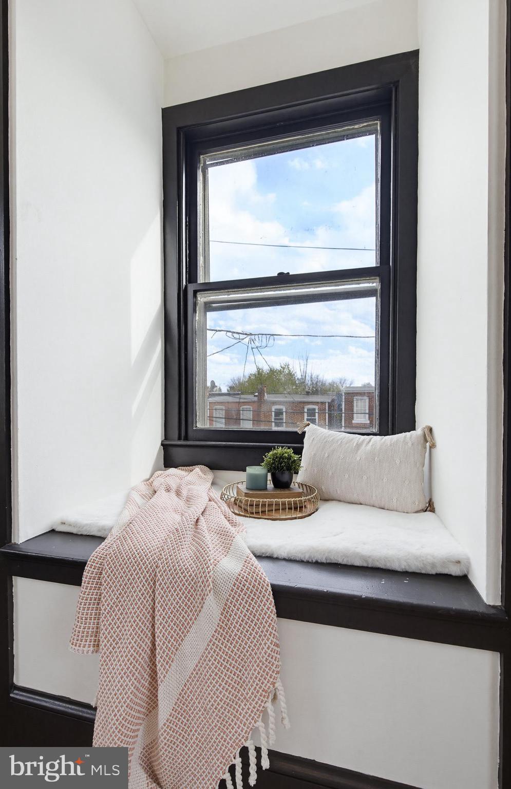 636 3rd Street Lancaster, PA 17603 - Photo 23 of 42 a living room with furniture and a window