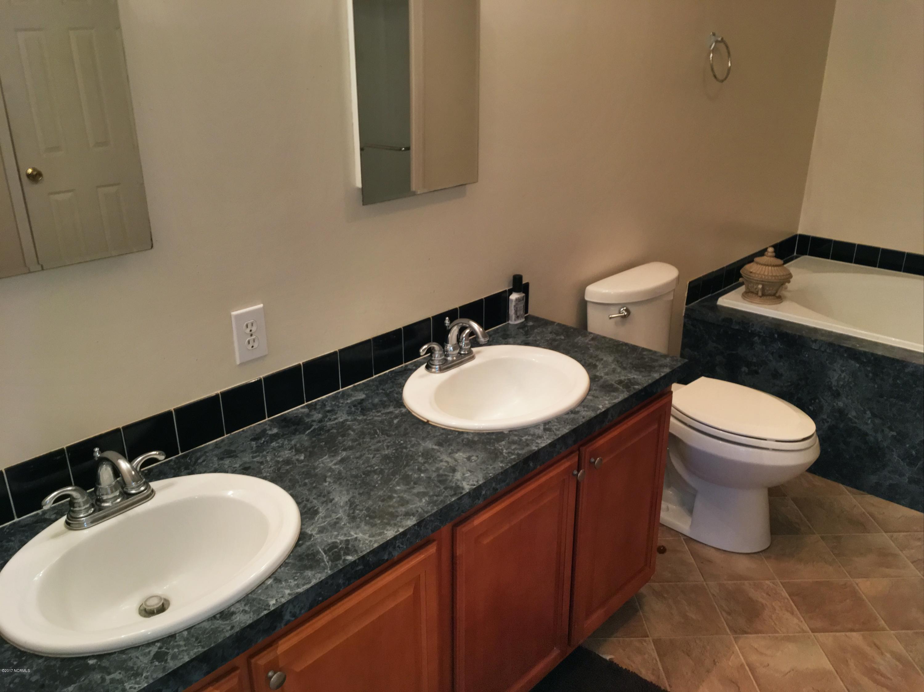 430 Singleton Road Washington, NC 27889 - Photo 24 of 48 20170711_173055479_iOS