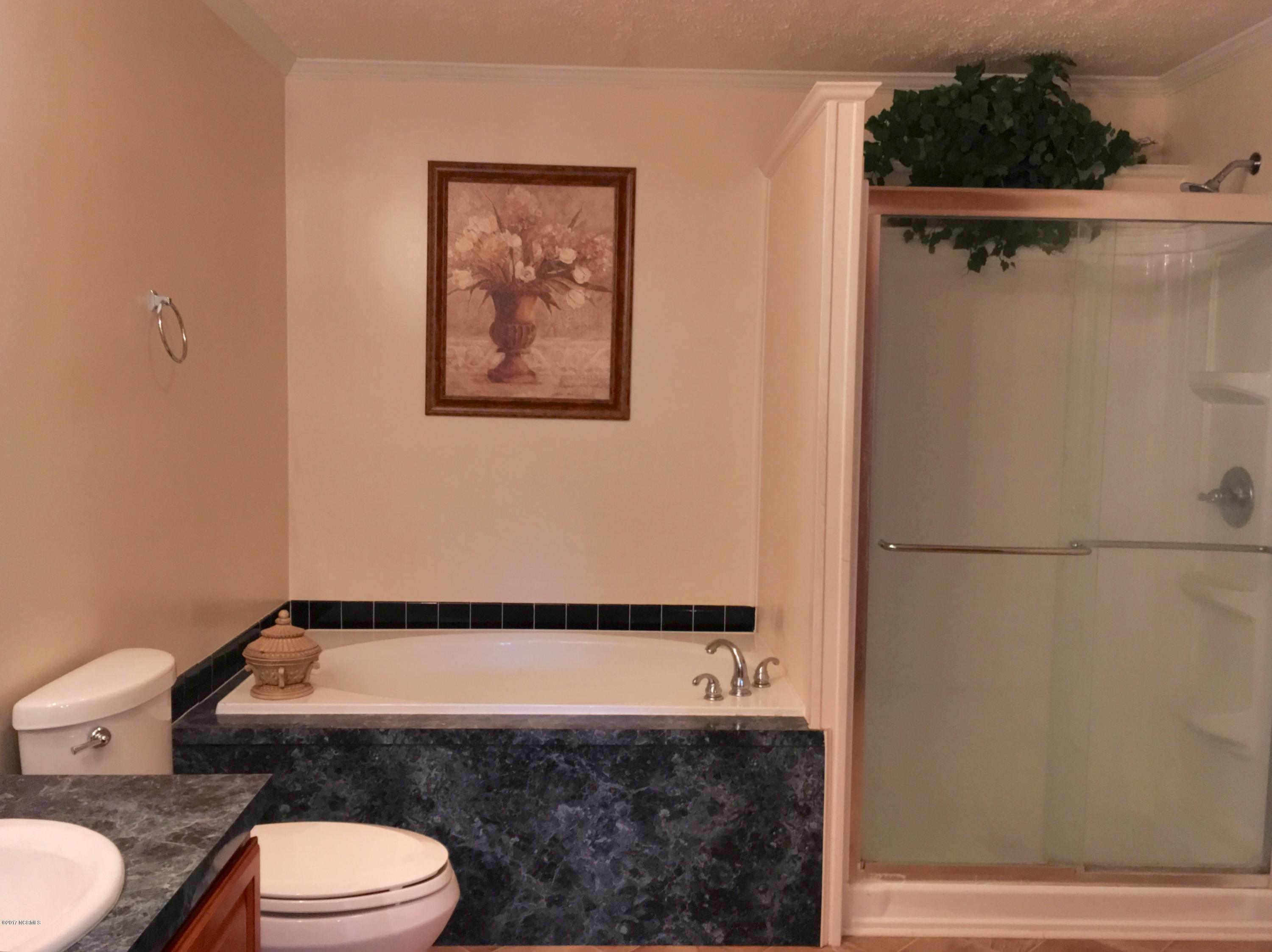 430 Singleton Road Washington, NC 27889 - Photo 26 of 48 20170711_173106367_iOS