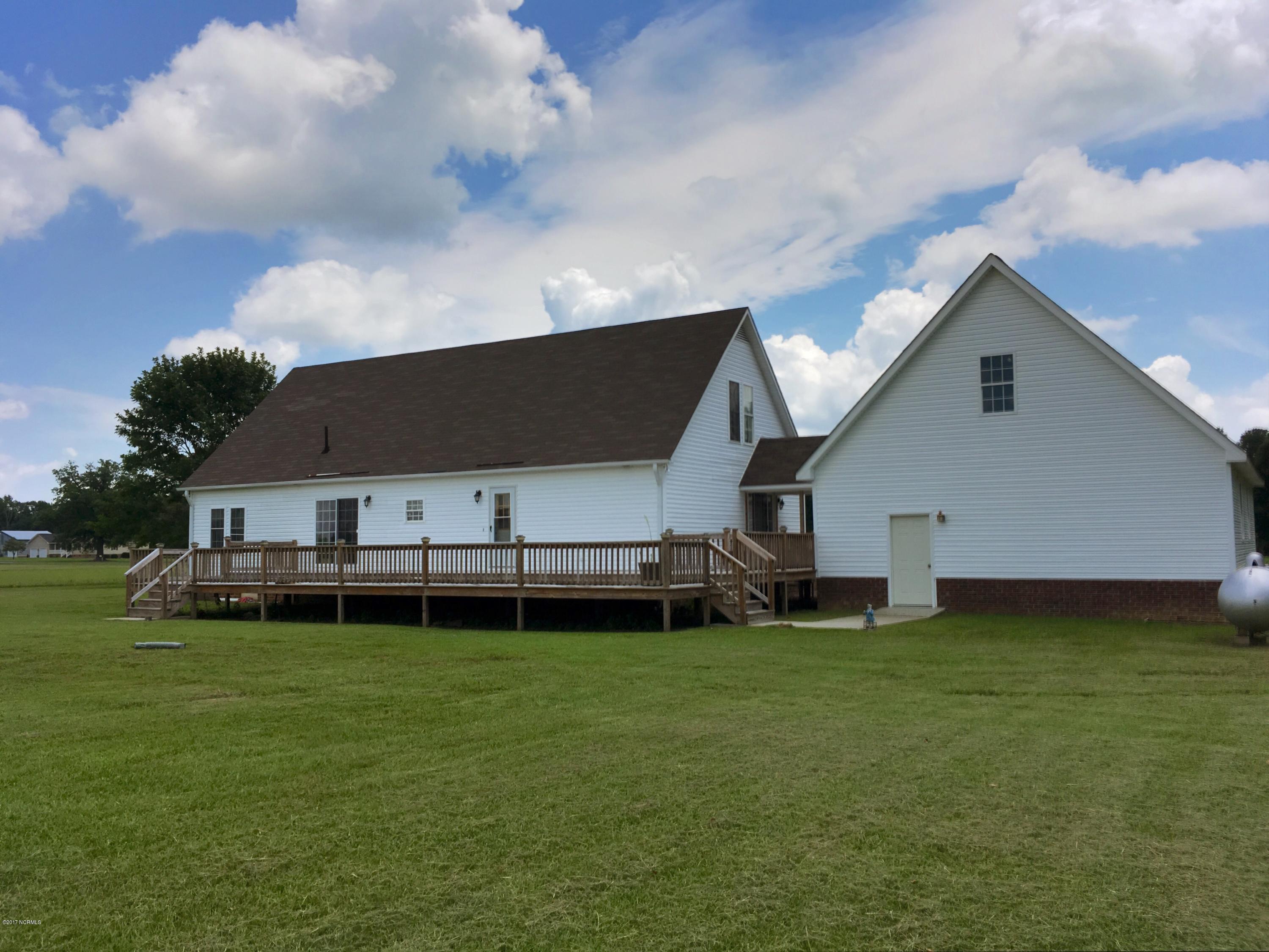 430 Singleton Road Washington, NC 27889 - Photo 37 of 48 20170711_165824893_iOS