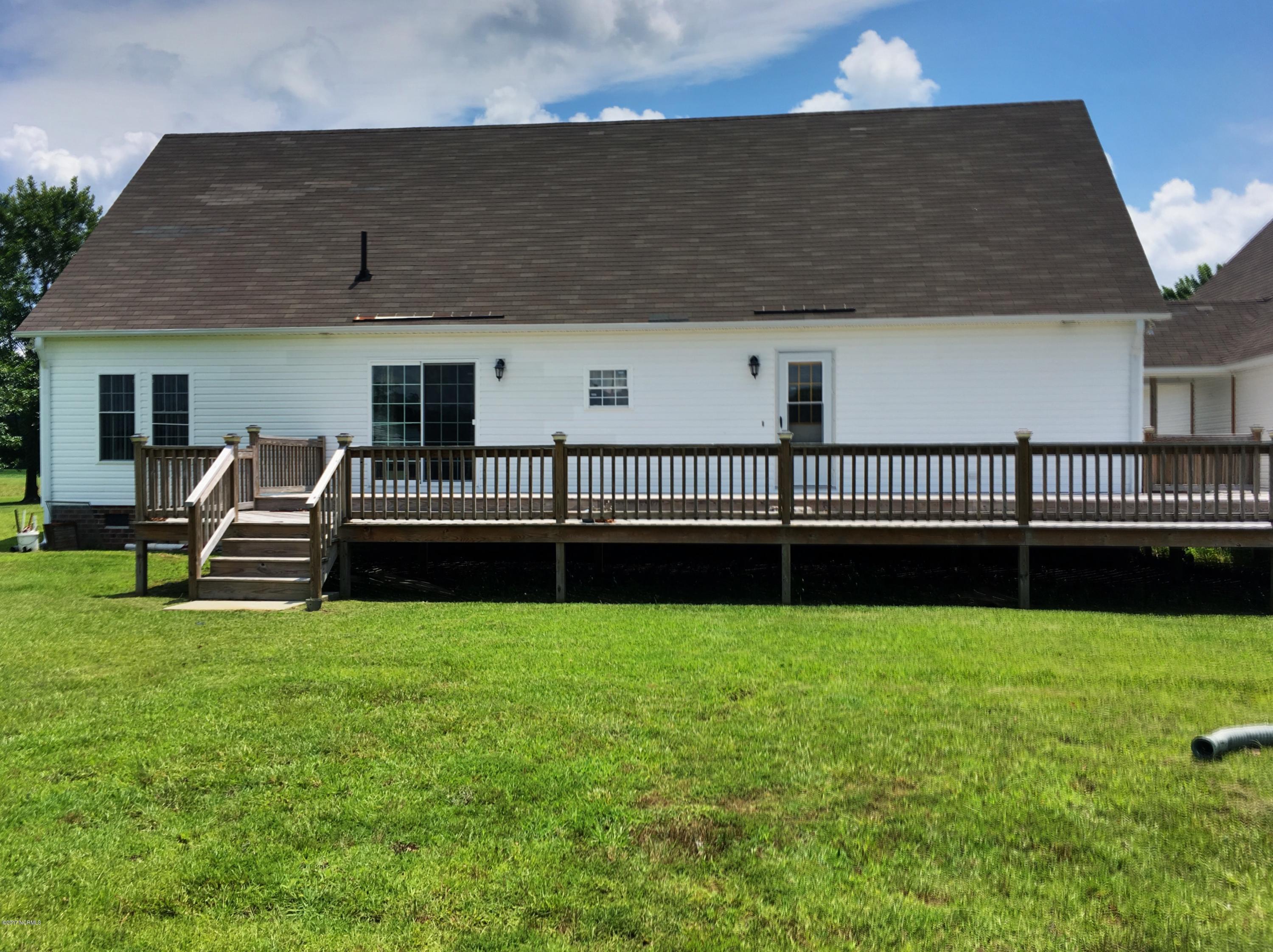 430 Singleton Road Washington, NC 27889 - Photo 38 of 48 20170711_165905619_iOS