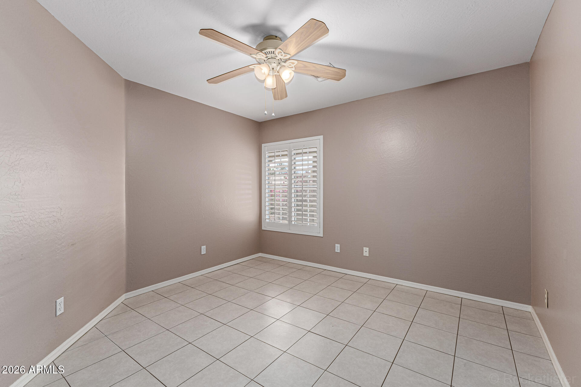 6356 West Avenida Del Rey Phoenix, AZ 85083 - Photo 20 of 31 a view of an empty room with a window