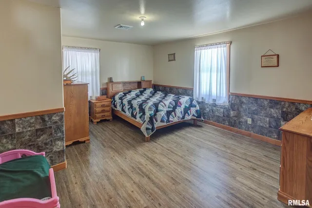 $422,000 | 1548 Koehn Road, Rockwood, IL 62280