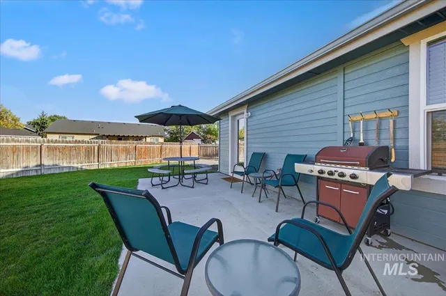 $414,990 | 580 North Tyborne Place, Star, ID 83669