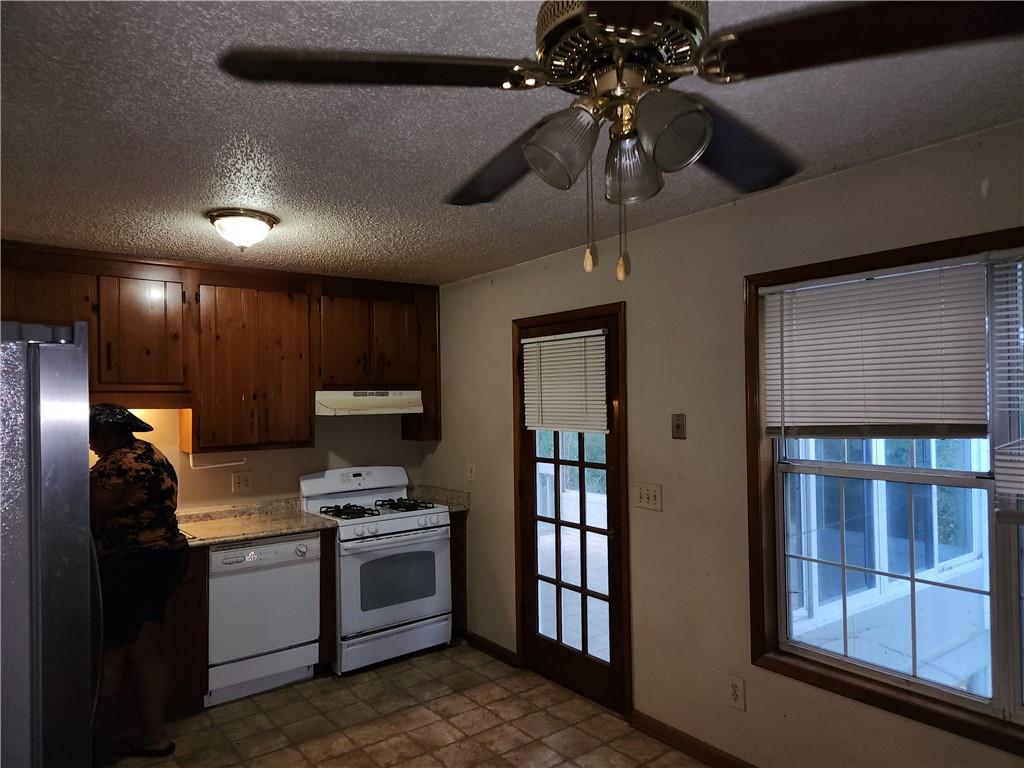 3234 Valley View Street Powder Springs, GA 30127 - Photo 2 of 10