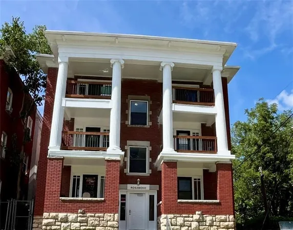 $549,000 | 2408 East 29th Street, Kansas City, MO 64109