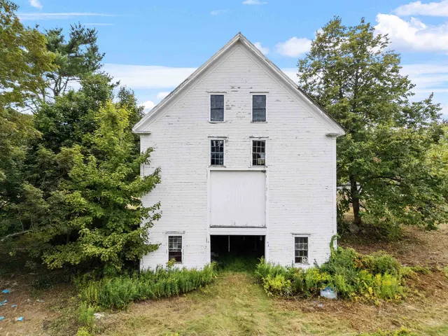 $1,600,000 | 19 Depot Street, Alton, NH 03809