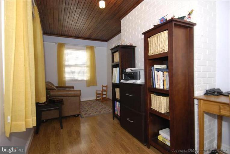 305 Penwood Road Silver Spring, MD 20901 - Photo 5 of 30 Den