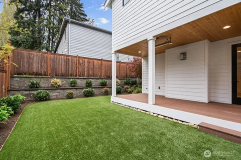 $1,750,000 | 19557 15th Avenue Northwest, Shoreline, WA 98177