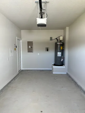 $1,500 | 8303 V. Pisa, Unit 102, San Antonio, TX 78227