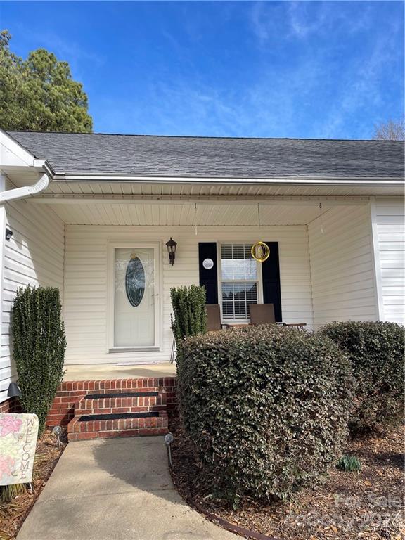 2746 McCraw Road Mooresboro, NC 28114 - Photo 3 of 29 Gallery Image 3