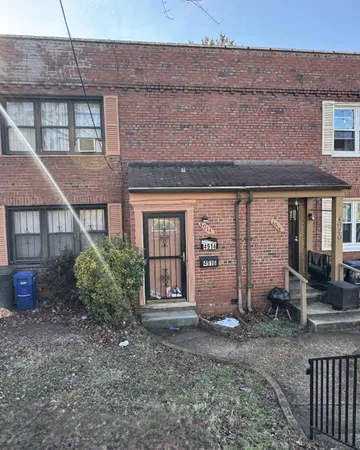 $300,000 | 4914 Just Street Northeast, Washington, DC 20019
