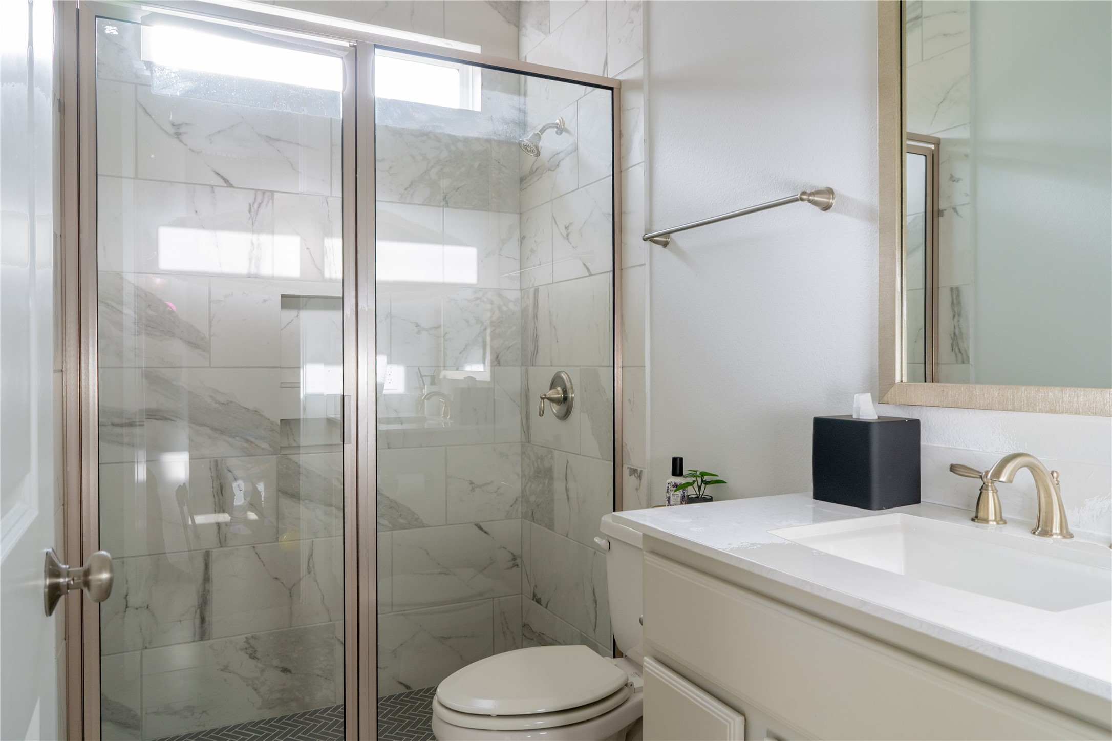 96 Madrone Terrace Place Tomball, TX 77375 - Photo 11 of 48