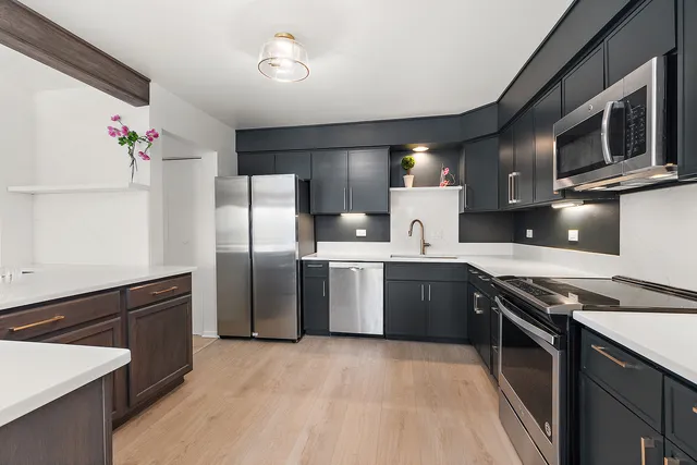 $199,900 | 2301 183rd Street, Unit 401, Homewood, IL 60430