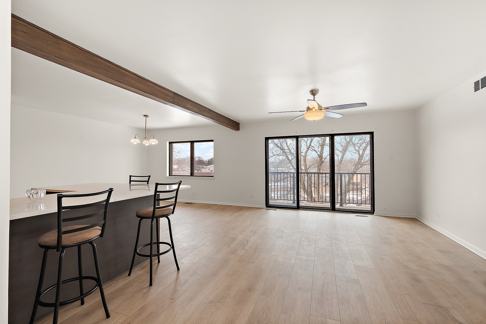 2301 183rd Street, Unit 401 Homewood, IL 60430 - Photo 4 of 22