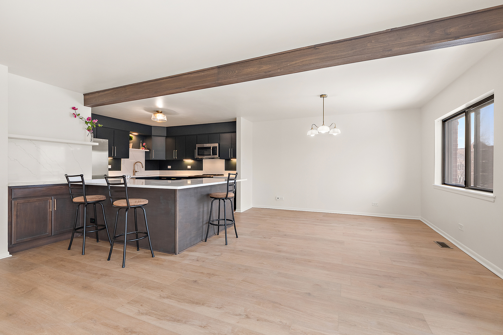 2301 183rd Street, Unit 401 Homewood, IL 60430 - Photo 8 of 22