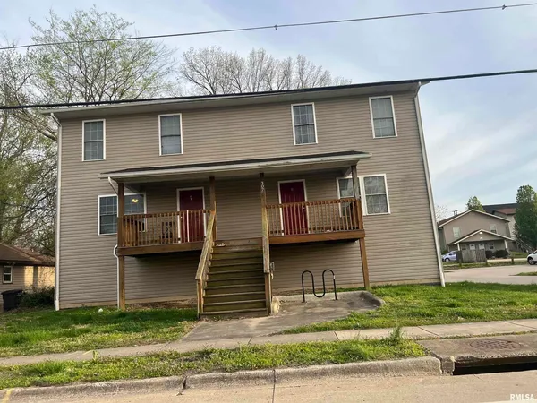 $599,000 | 305 East Mill Street, Carbondale, IL 62901