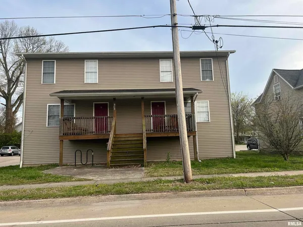 $599,000 | 305 East Mill Street, Carbondale, IL 62901