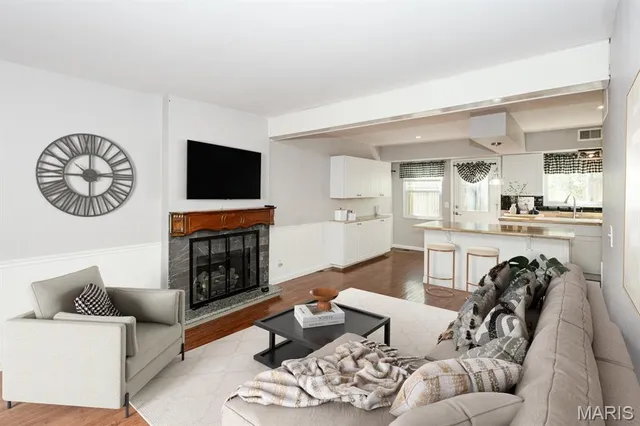 $210,000 | 1121 Matador Drive, Chesterfield, MO 63141