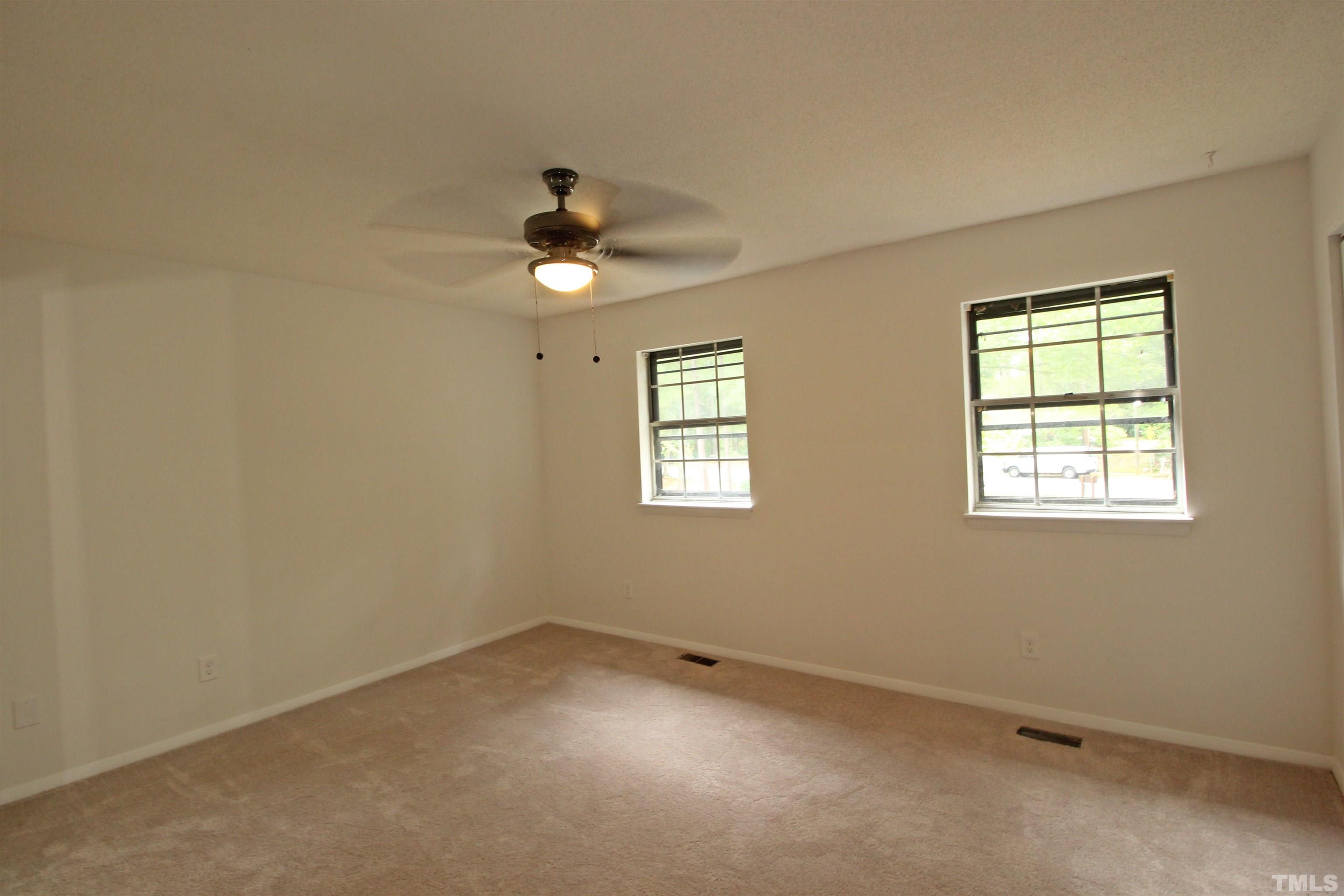 1204 Falls Church Road, Unit B Raleigh, NC 27609 - Photo 16 of 23
