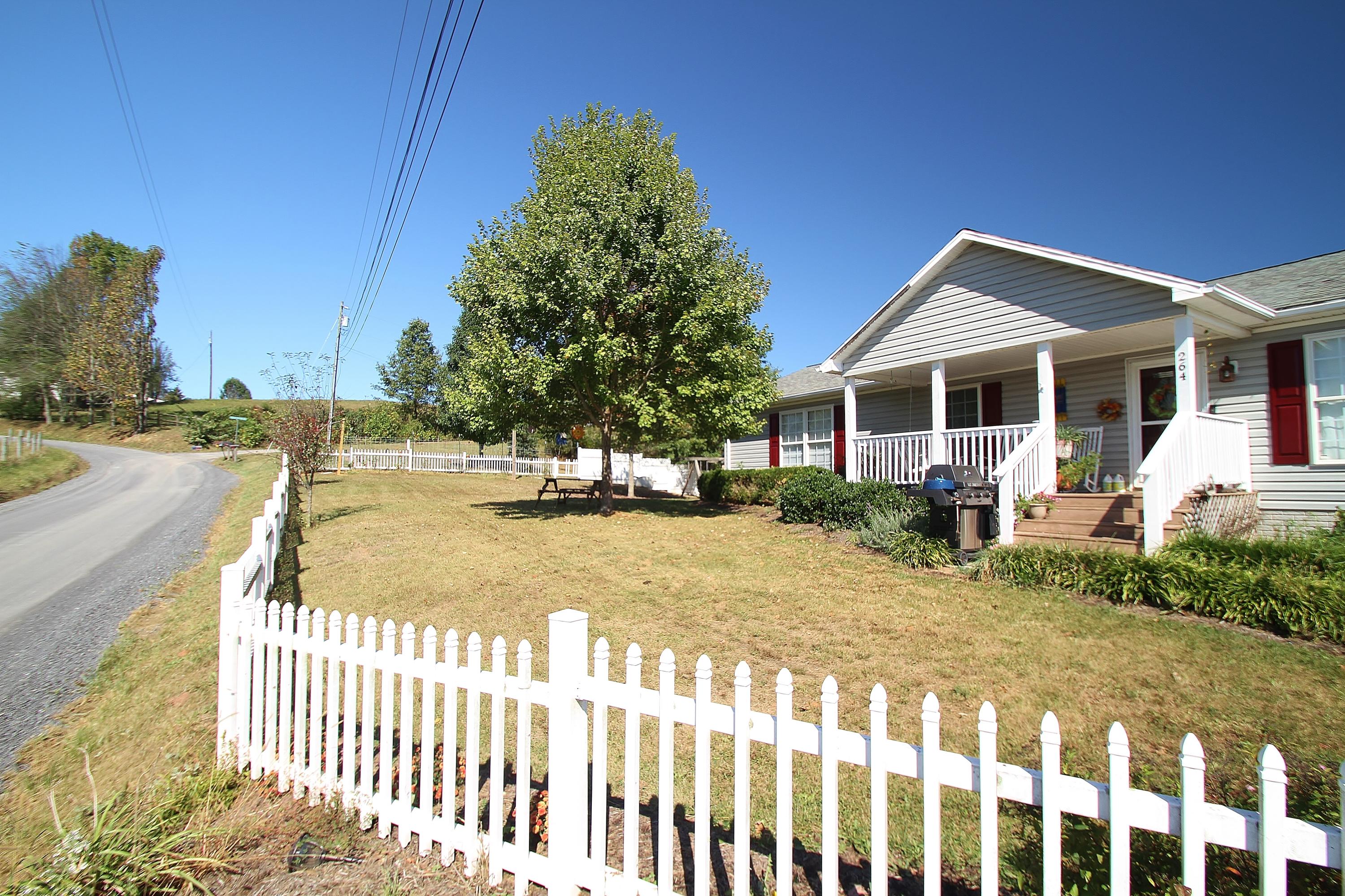 264 Horseshoe Bend Road Ronceverte, WV 24970 - Photo 2 of 46 Gallery Image 2