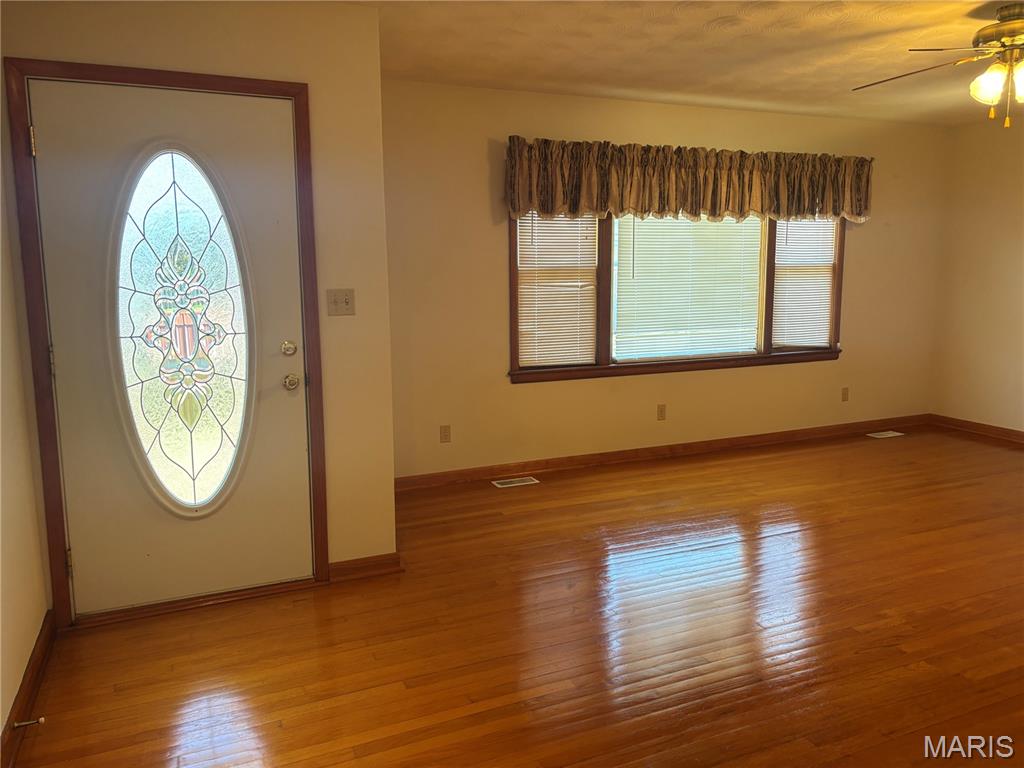 702 Walnut Street Fredericktown, MO 63645 - Photo 12 of 59