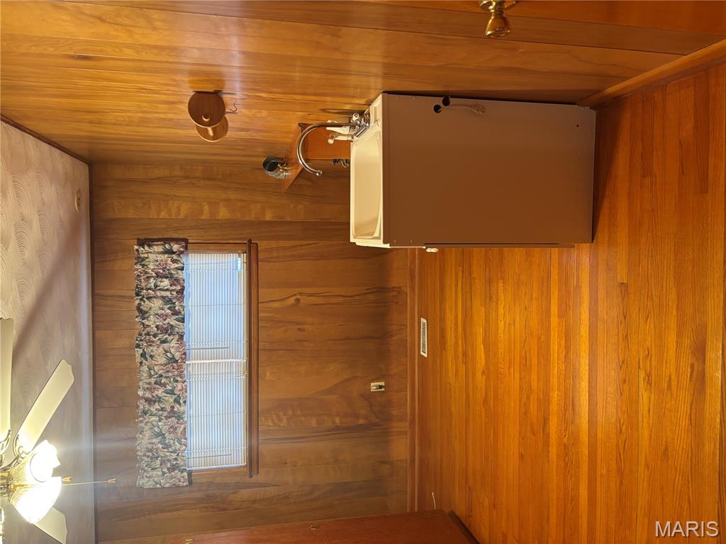 702 Walnut Street Fredericktown, MO 63645 - Photo 16 of 59