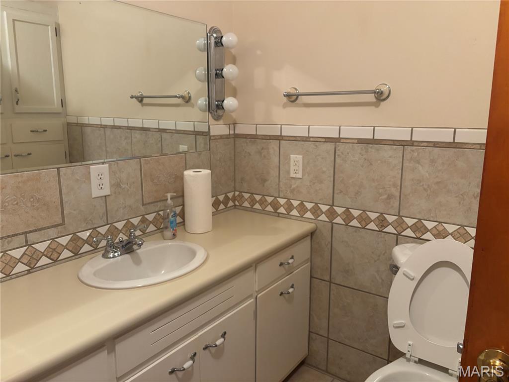 702 Walnut Street Fredericktown, MO 63645 - Photo 5 of 59