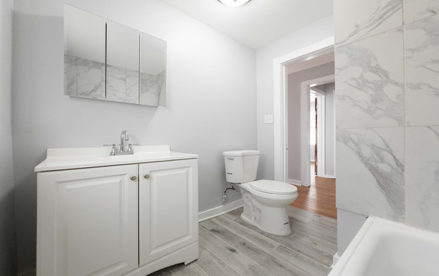 1345 West Marquette Road Chicago, IL 60636 - Photo 10 of 16 Gallery Image 10