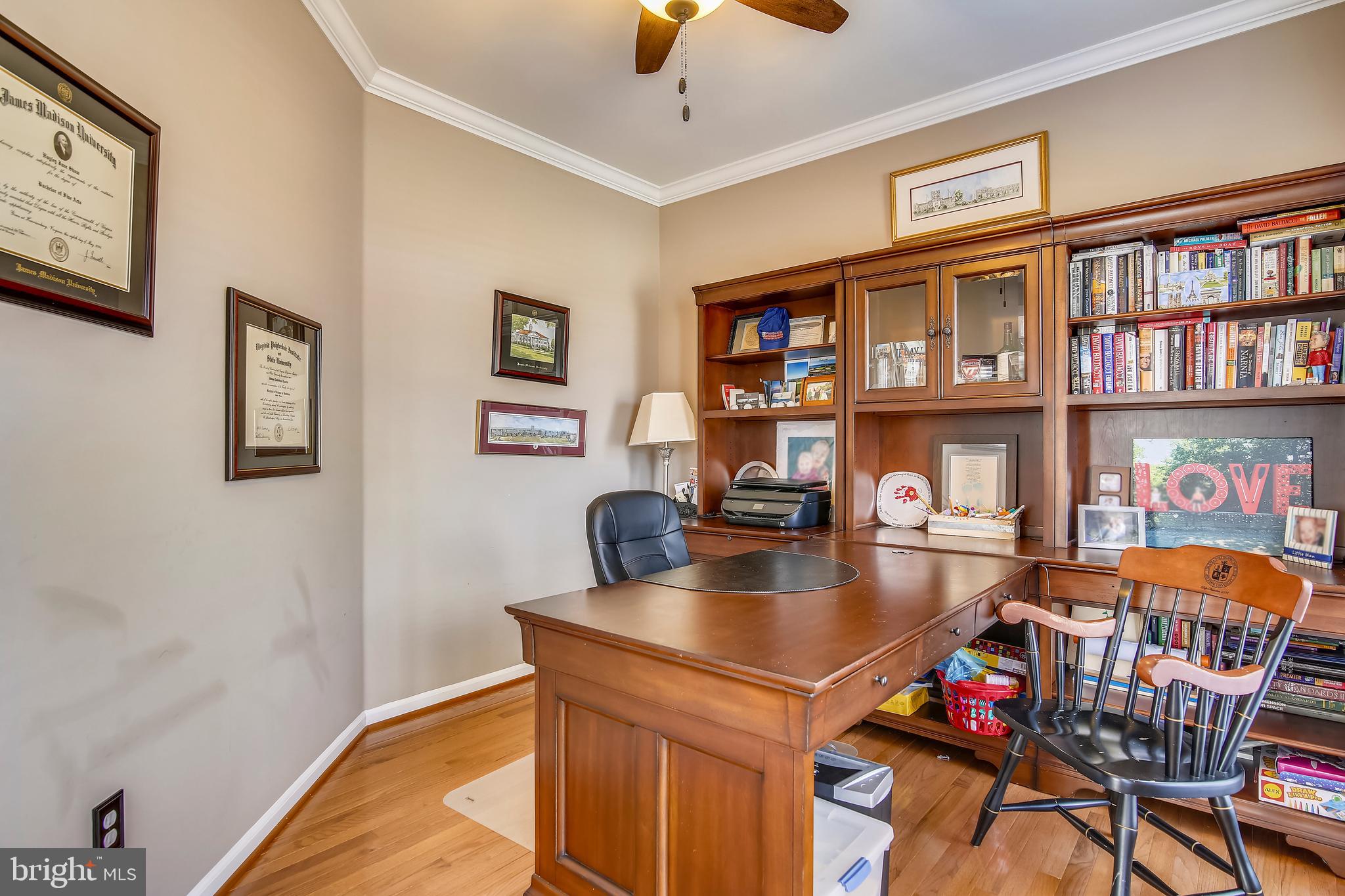 4537 Spring Run Road Warrenton, VA 20187 - Photo 20 of 68 Main level office