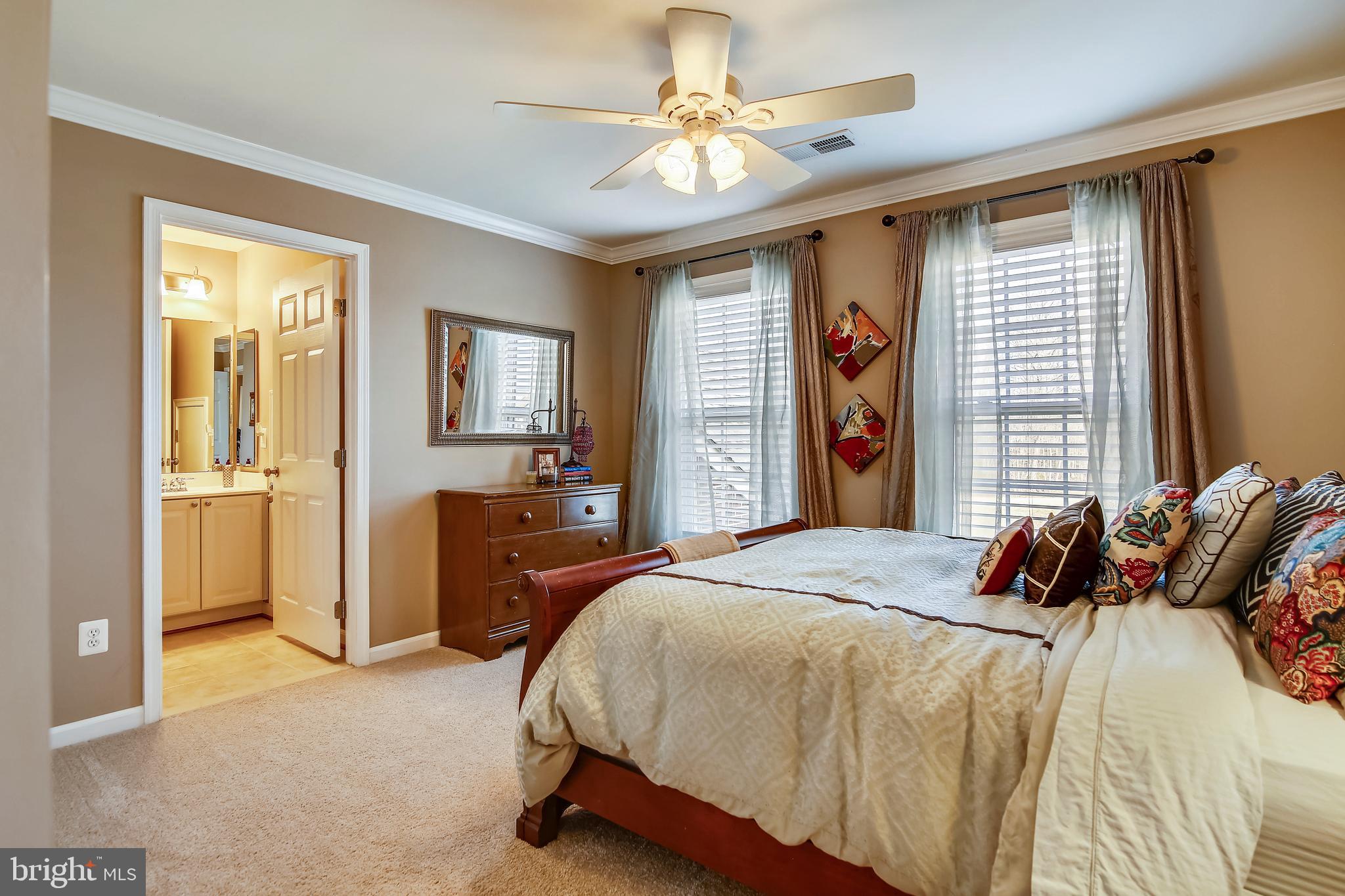 4537 Spring Run Road Warrenton, VA 20187 - Photo 35 of 68 Optional ensuite upgrade in bedroom 2