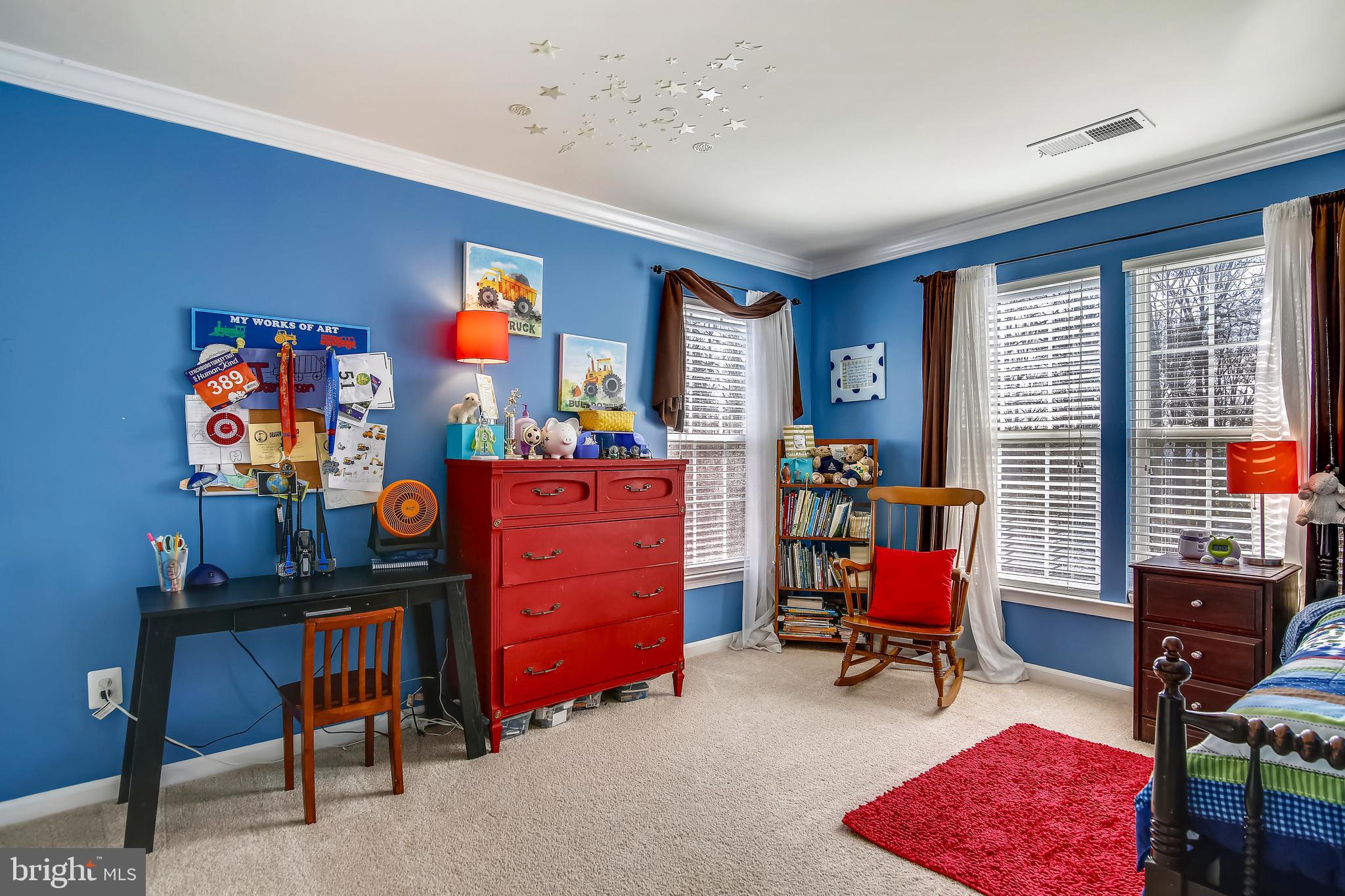 4537 Spring Run Road Warrenton, VA 20187 - Photo 39 of 68 Bedroom 3 has upgrade optional side window