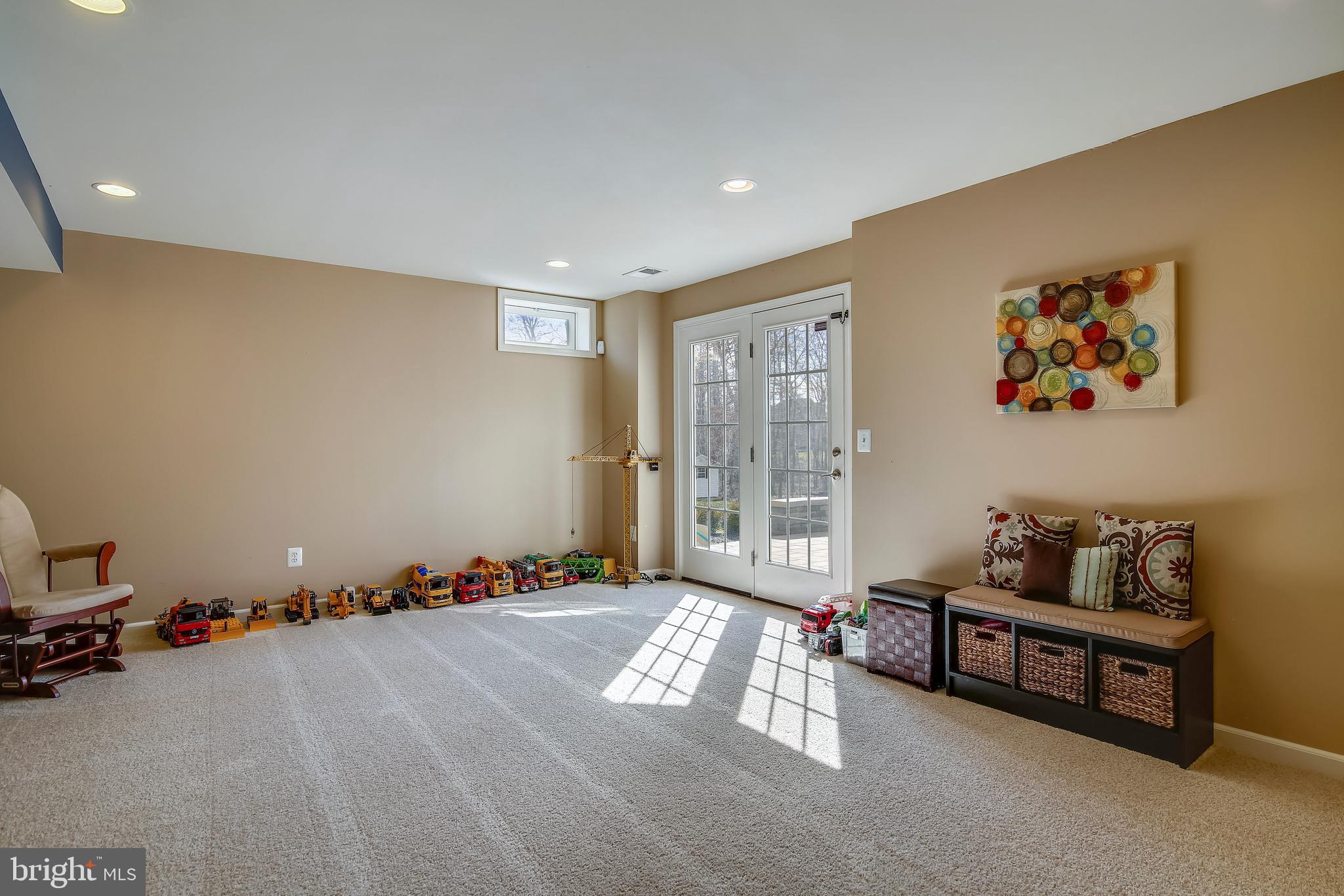 4537 Spring Run Road Warrenton, VA 20187 - Photo 46 of 68 Rec room
