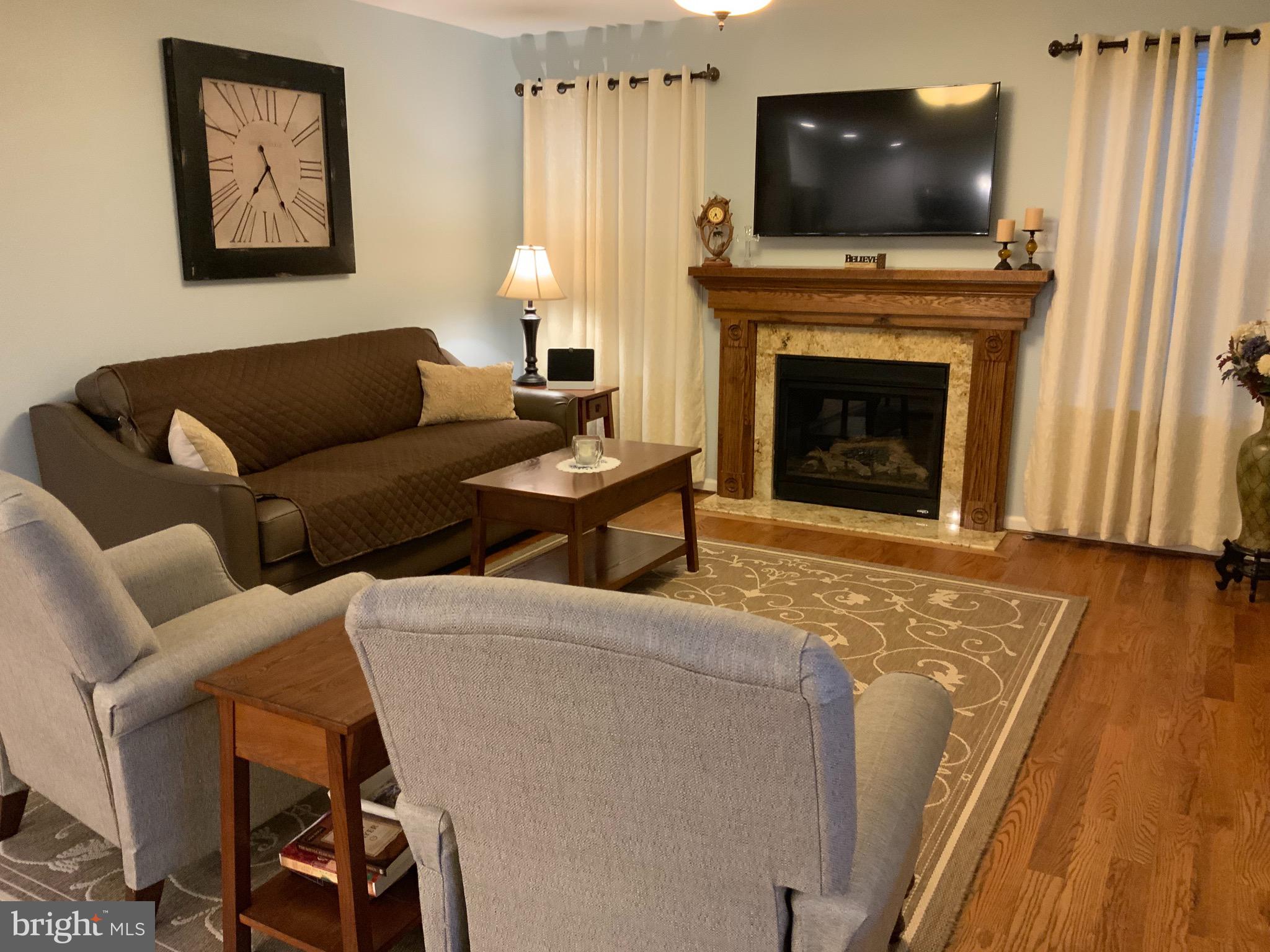 123 Reprisal Road Inwood, WV 25428 - Photo 19 of 64 Living Room
