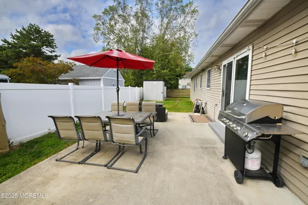 $599,999 | 60 North Main Street, Farmingdale, NJ 07727