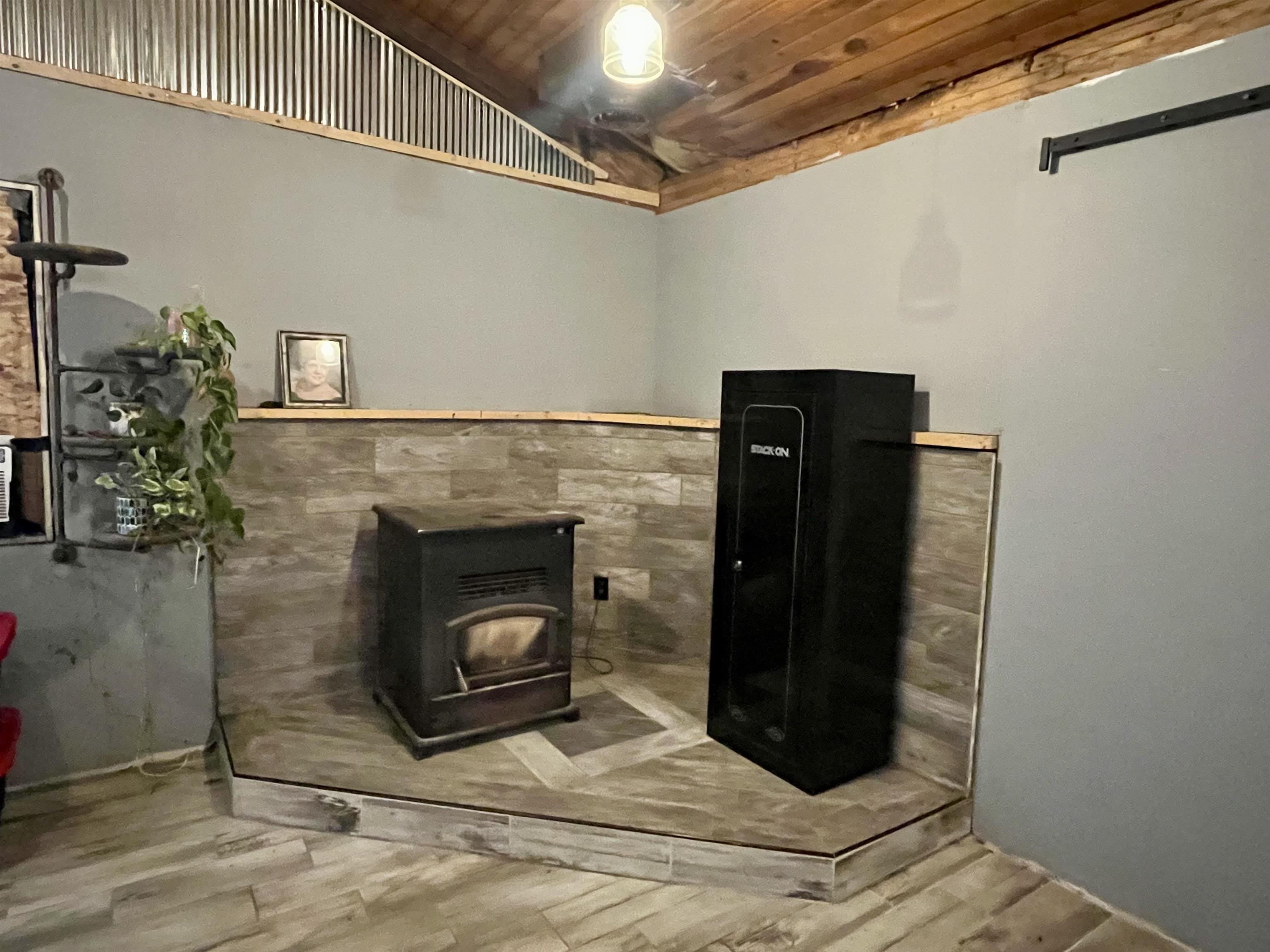 16309 Castle Springs Road Gays Mills, WI 54631 - Photo 8 of 33 Gallery Image 8