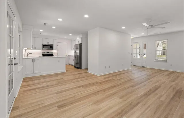 $3,500 | 3161 Morningdale Drive, Mount Pleasant, SC 29466