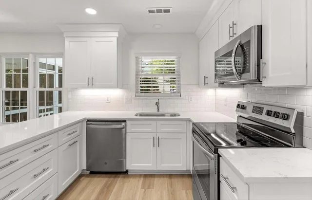 $3,500 | 3161 Morningdale Drive, Mount Pleasant, SC 29466