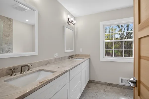 $725,000 | 1865 Lindsey Road, Clarklake, MI 49234
