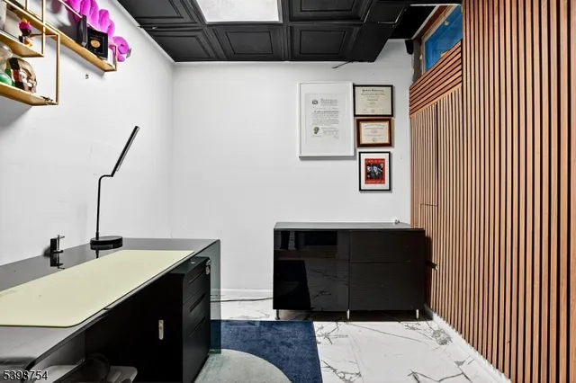 $3,000 | 121 Arlington Street, Newark, NJ 07102