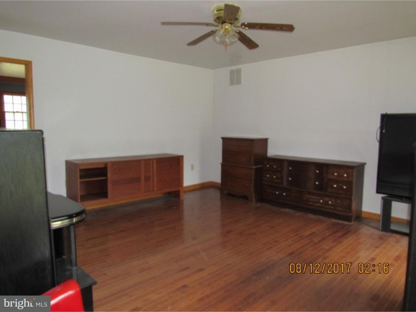 21 Cannon Range Road Milmay, NJ 08340 - Photo 2 of 22